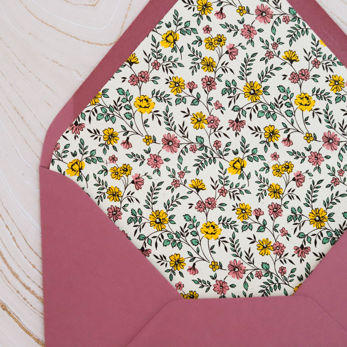 Laurelwood Stationery Set