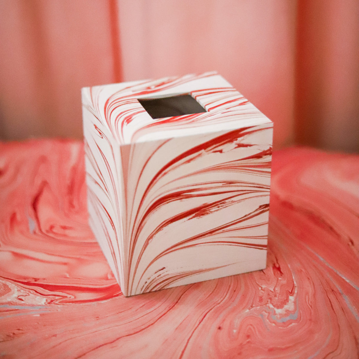Poppy Swirl Marbled Tissue Box Holder