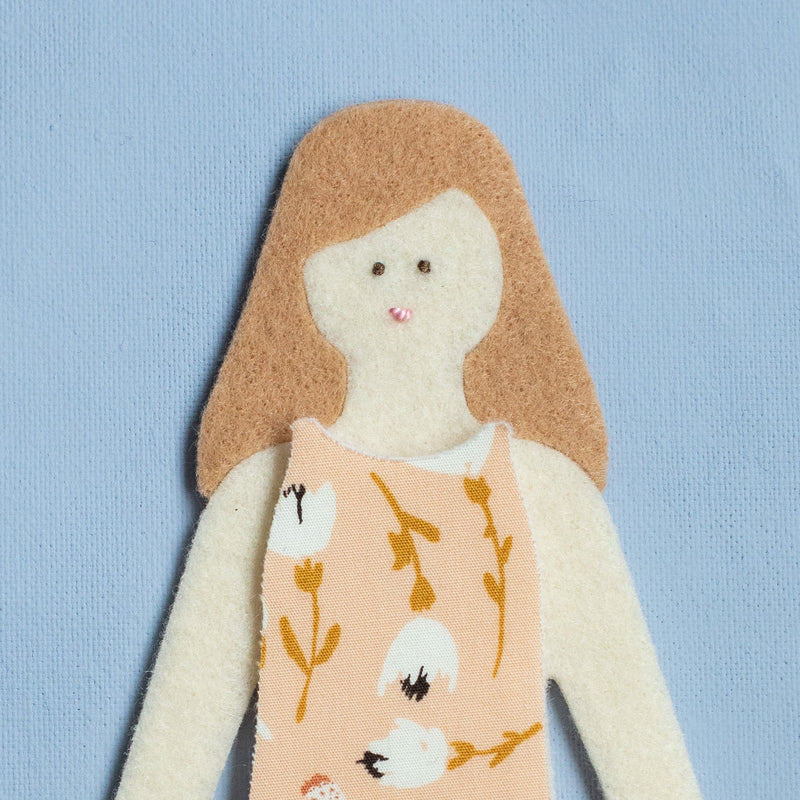 Honey Felt Doll Toy Deluxe Set