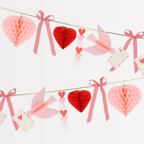 Lovebird Valentine Garland