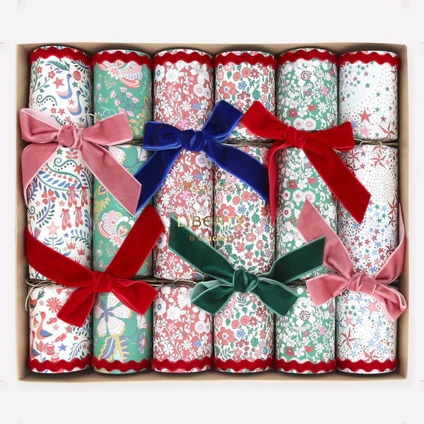 Velvet Bow Crackers